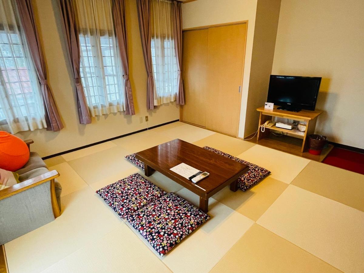 Belle Vue Nishiura Lodge *